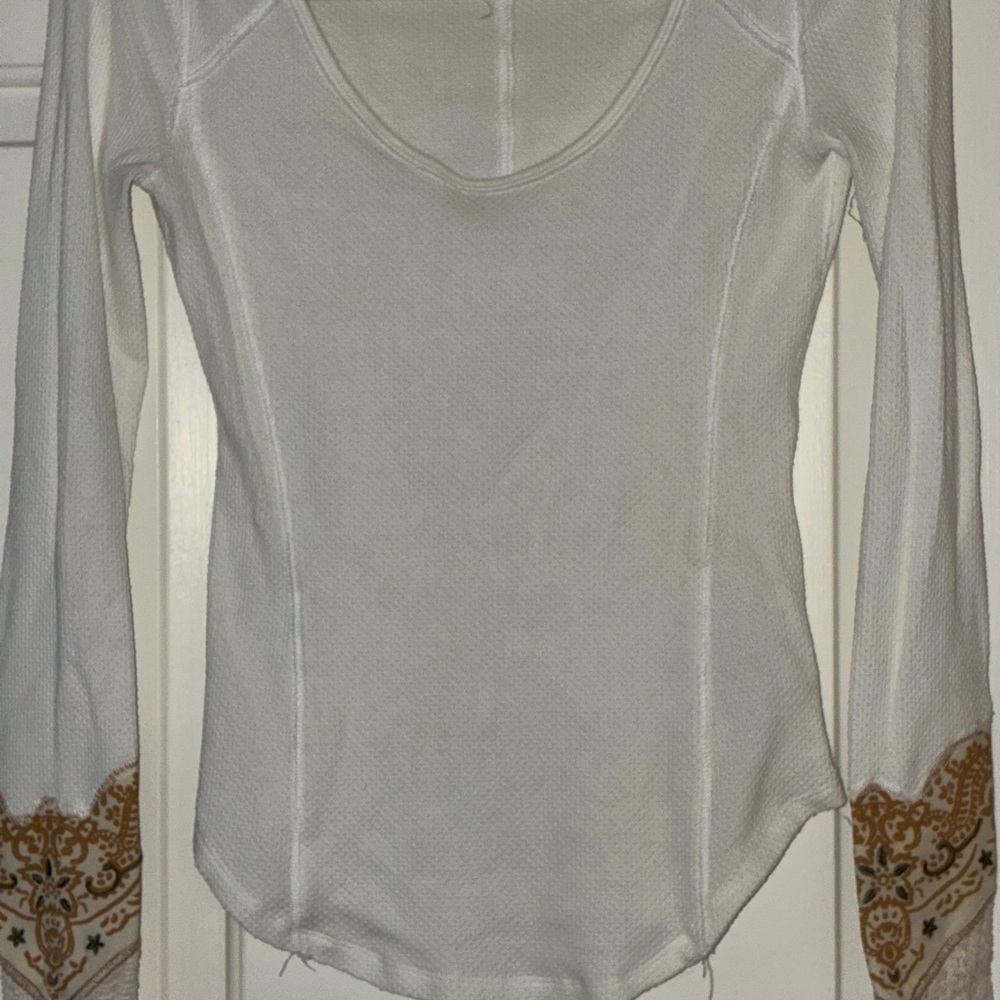 Free People We The Free Thermal White Bandana Cuff Long Sleeve Scoop Neck Sz S - Picture 5 of 8